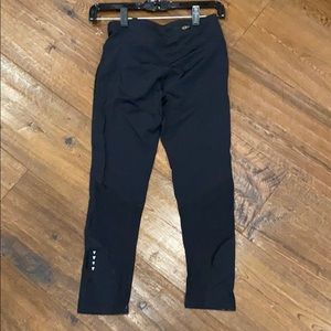 Varley Capri black activewear leggings